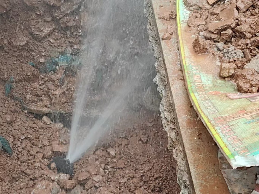 西华消防水管漏水检测定点开挖
